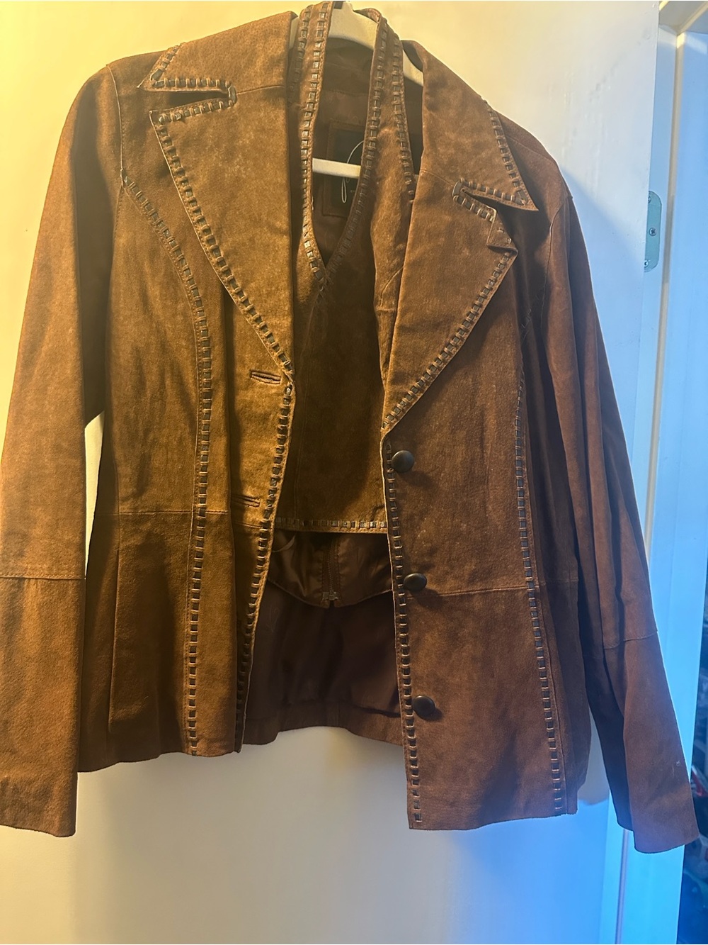 Wilsons Leather Brown Suede Blazer with Topstitch Detail and Halter Top set